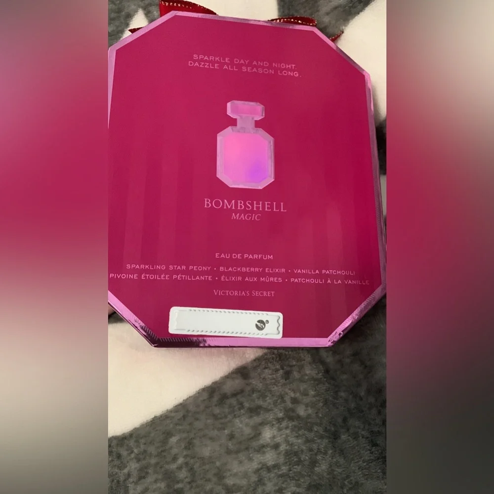 NEW Victorias Secret 1.7 Bombshell Magic - Picture 2 of 6